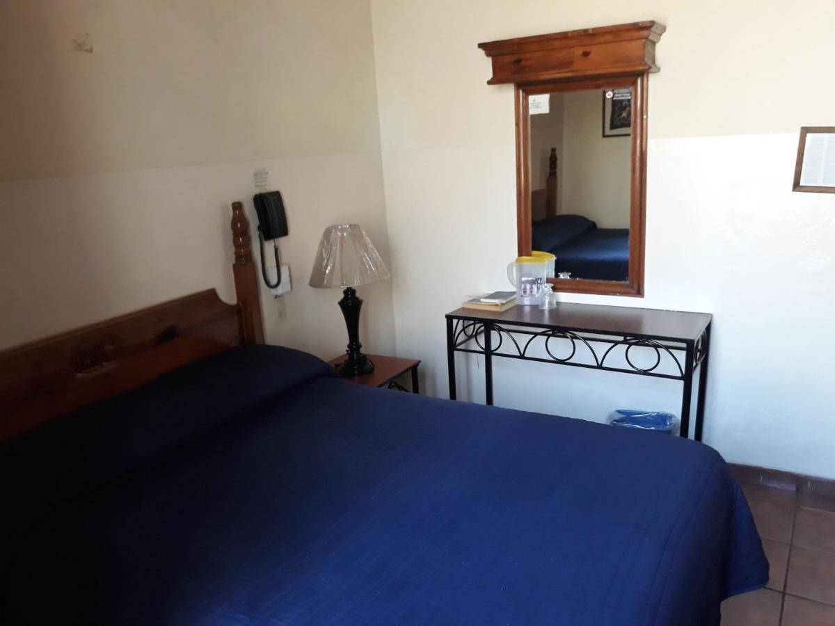 Hotel El Carmen, Morelia Zewnętrze zdjęcie
