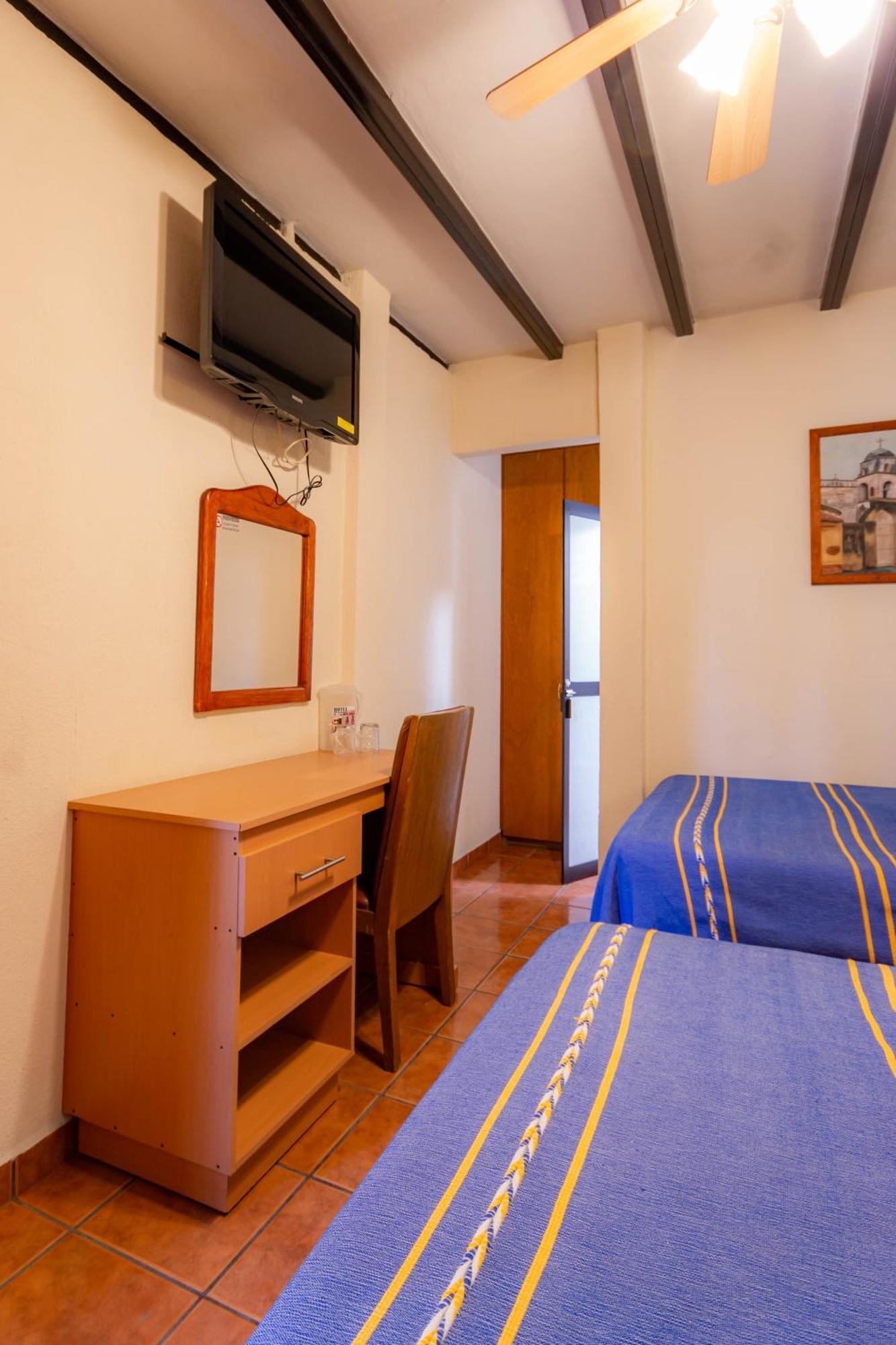 Hotel El Carmen, Morelia Zewnętrze zdjęcie